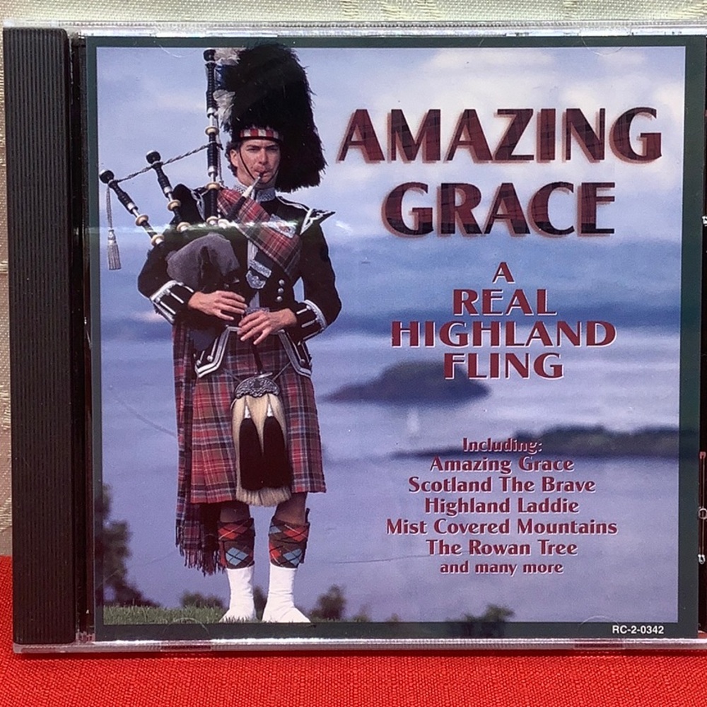 Amazing Grace A Real Highland Fling  bagpipe CD like new. Excellent shape